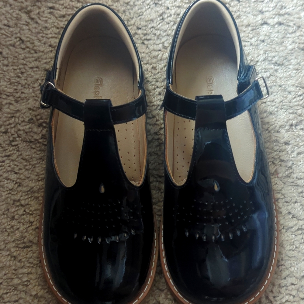 Elephantito girls dress shoes